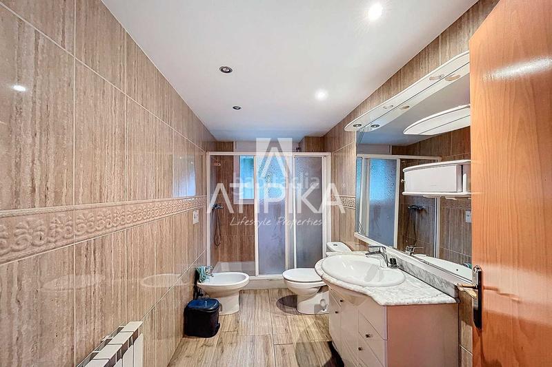 Foto f55cd31f-91c2-4678-9d62-3a71217e84f1. Haus mit heizung pool in Montgoda Lloret de Mar