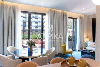 Miete Etagenwohnung  Consell de cent. Apartamento en alquiler temporal con terraza en consell de cent
