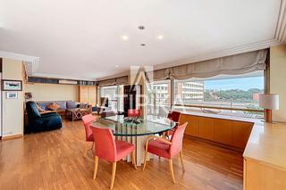 Pis a Pedralbes. Piso en venta de 4 habitaciones, terraza y parking en pedralbes