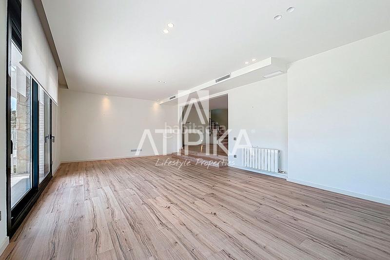 Foto 1ab4f65e-8d83-426f-8fe3-962823ef03bf. Lloguer casa amb calefacció aparcament piscina a Castelldefels