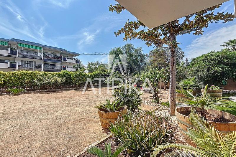 Foto 1684d542-20dc-439a-b97d-2e6c29746179. Rent house with heating parking pool in Montmar Castelldefels