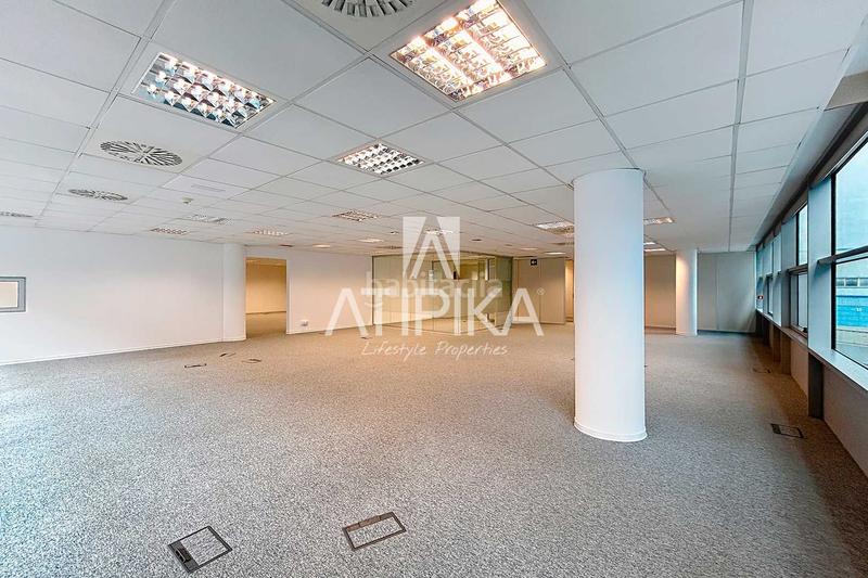 Foto f8770b6f-df00-4f2c-ade1-ed3f0aa3f466. Miete büro in El Remei Badalona