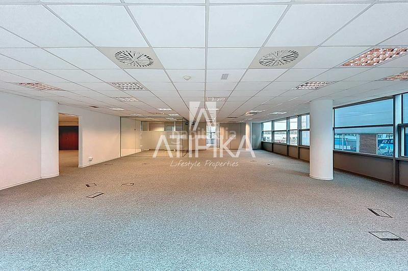 Foto 398939af-7669-470b-8bed-074e91dc4b8e. Rent office space in El Remei Badalona
