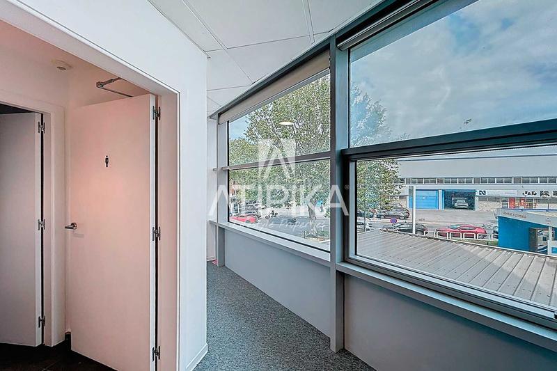 Foto 9989e3b6-4af5-4494-a735-f1d50dff855a. Rent office space in El Remei Badalona