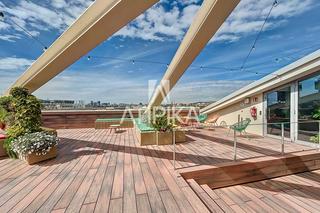 Rent Office space in El Remei. Luminosa oficina de 344 m2 frente al mar