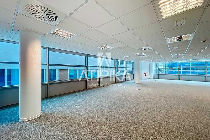 Foto b75f977a-c402-4de8-a851-b8a6036214b7. Rent office space in El Remei Badalona
