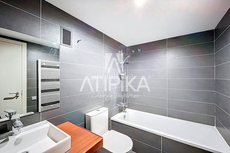 Foto 5144b997-8451-45fe-904d-021e7fed056a. Appartement avec parking dans Barceloneta Barcelona