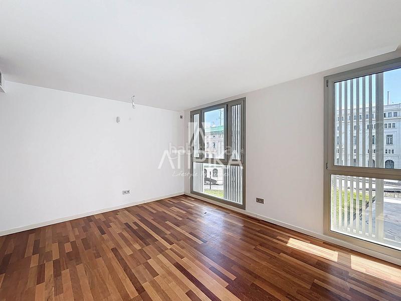 Foto 71a5d2a1-20ee-4865-9a67-ff4b72ff228e. Appartement avec parking dans Barceloneta Barcelona