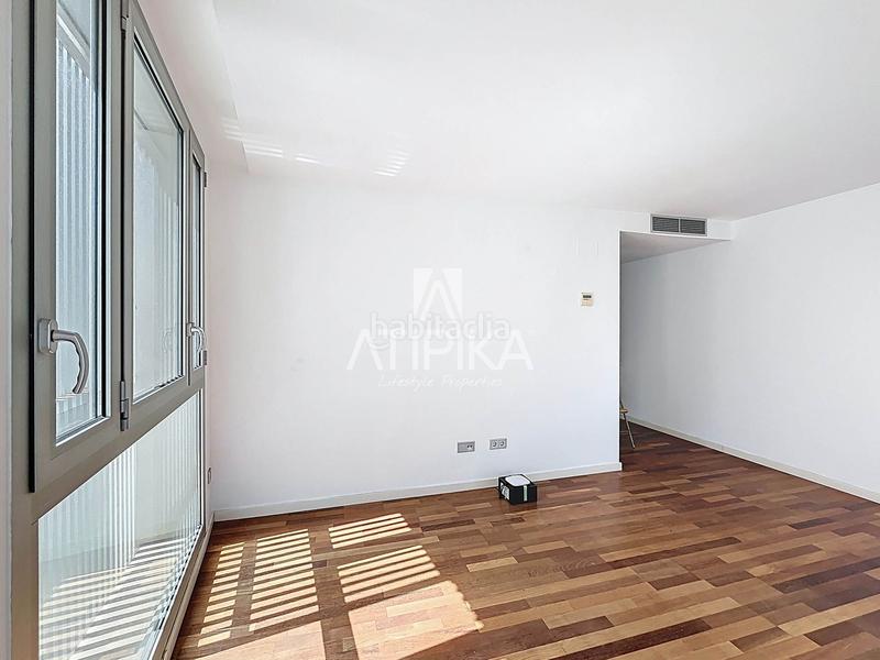 Foto cad4ceea-81e5-4113-a25f-eb3608776a67. Appartement avec parking dans Barceloneta Barcelona
