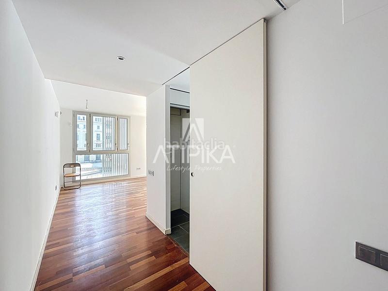 Foto e290c7ef-9f0a-48ee-b49a-ca1a2c0cb870. Appartement avec parking dans Barceloneta Barcelona