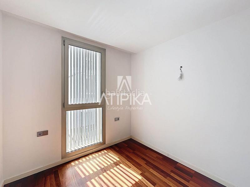 Foto f54858d0-4ac6-4e60-bb17-39f08e27f288. Appartement avec parking dans Barceloneta Barcelona