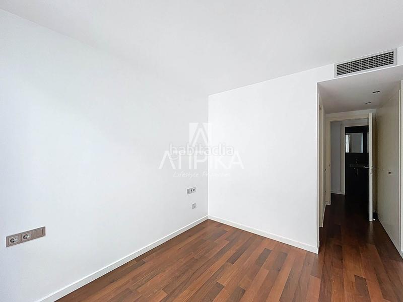 Foto 3d3209a8-2e59-4551-a274-3a4424652f04. Appartement avec parking dans Barceloneta Barcelona