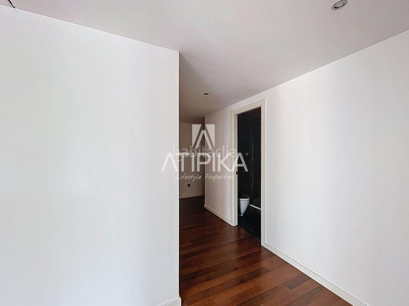 Foto 4125b779-01b5-4ea9-9d7e-35c90389d808. Appartement avec parking dans Barceloneta Barcelona