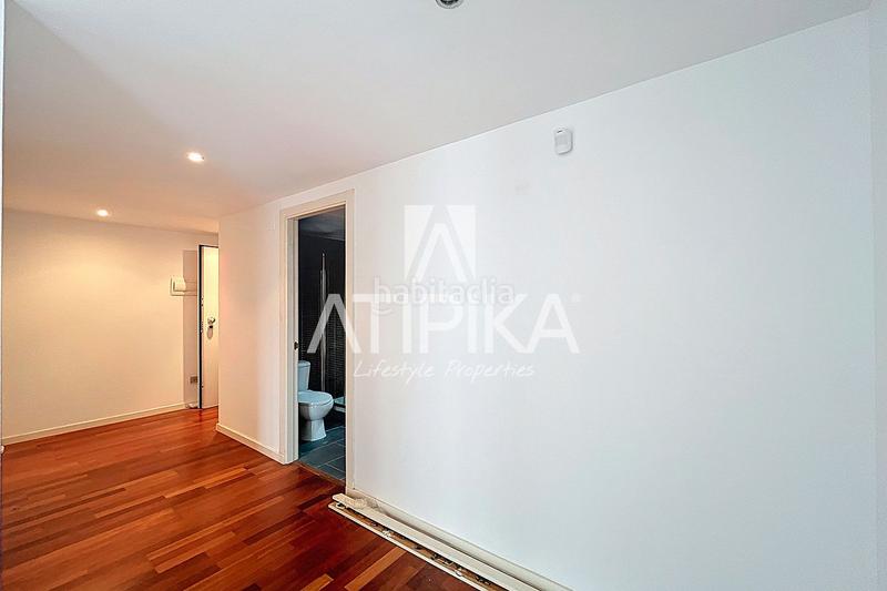 Foto 65cba41b-8229-4259-950b-17c0f0cf0ab6. Appartement avec parking dans Barceloneta Barcelona