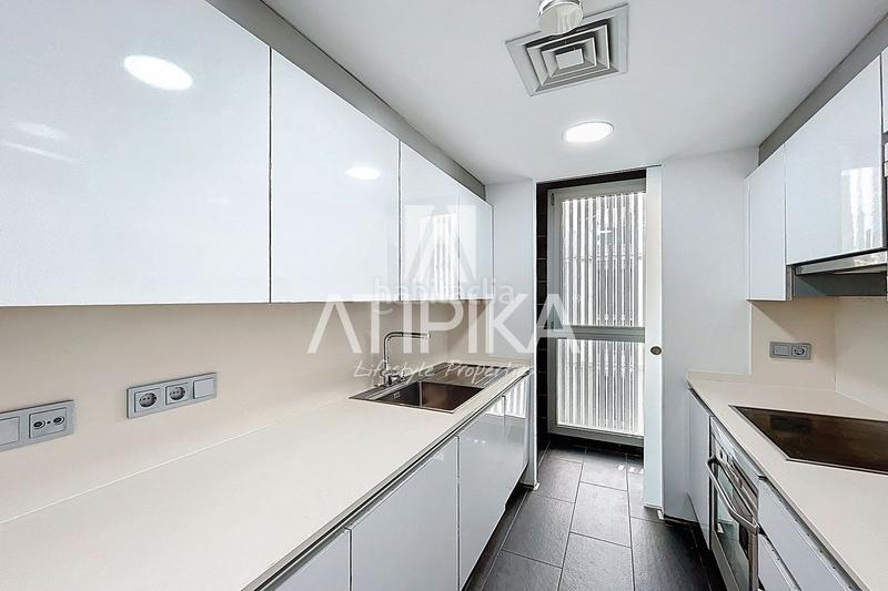 Foto fe693398-7e5d-4db1-a572-8749c0cd4c51. Appartement avec parking dans Barceloneta Barcelona