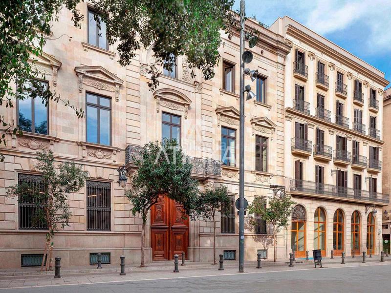 Foto 32c52de9-e73d-4c12-b6c2-3557d8f9e38e. Alquiler piso soleado ático con piscina privada en alquiler temporal en Barcelona