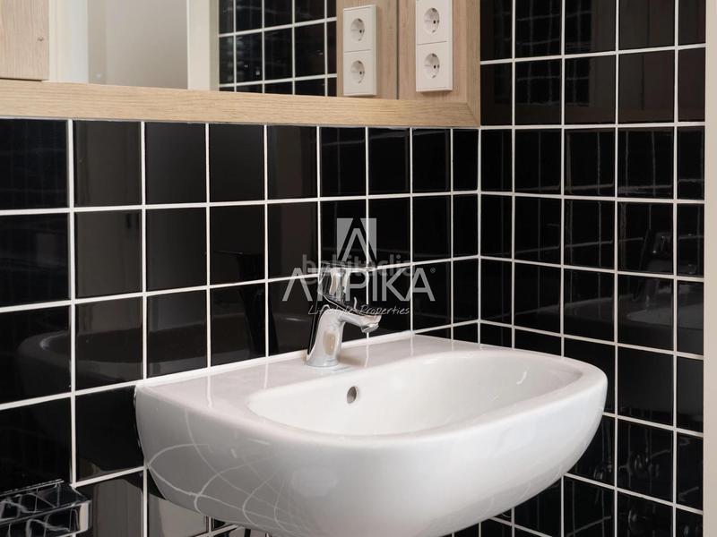 Foto 47b6ece7-5071-4741-9296-f9d5ecb96f24. Alquiler piso soleado ático con piscina privada en alquiler temporal en Barcelona