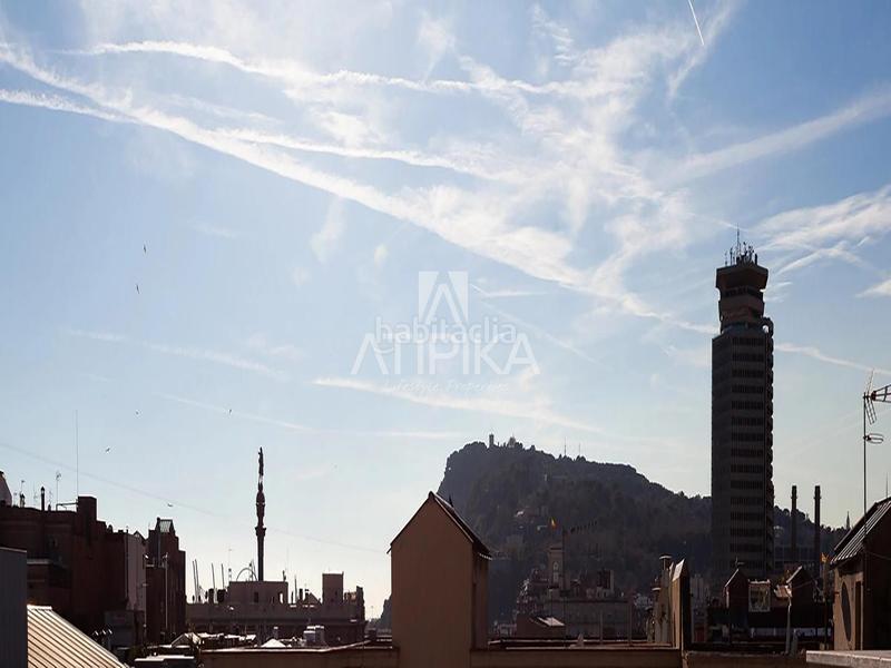 Foto 6a64251c-476c-4b95-9c4b-6ecc5431be8f. Alquiler piso soleado ático con piscina privada en alquiler temporal en Barcelona