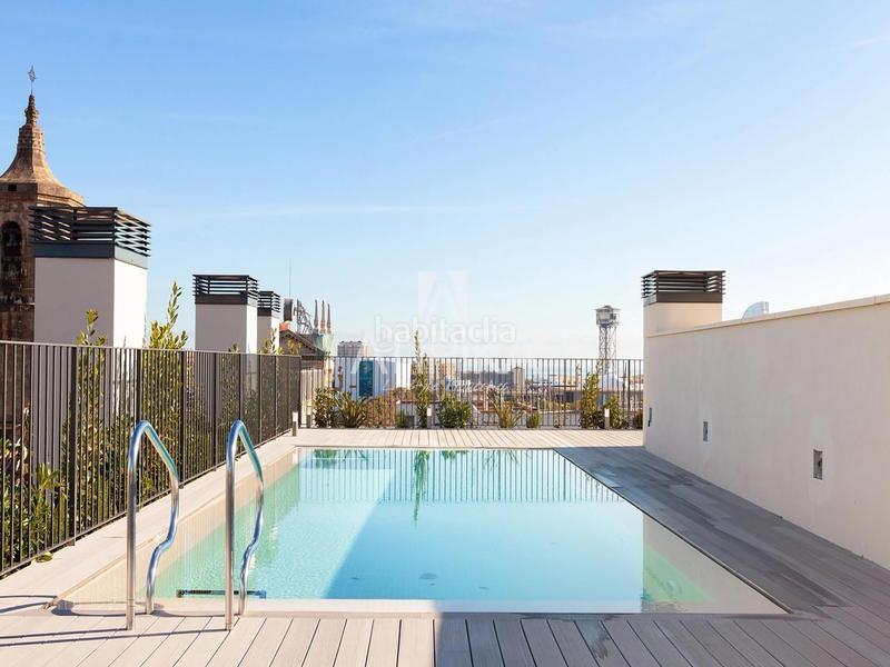 Foto 6cfda21a-a887-419b-a06e-19db541b676d. Alquiler piso soleado ático con piscina privada en alquiler temporal en Barcelona