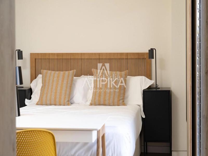 Foto 00cd8f98-50ab-49b8-a87a-4112cf178247. Rent flat with pool in Gòtic Barcelona