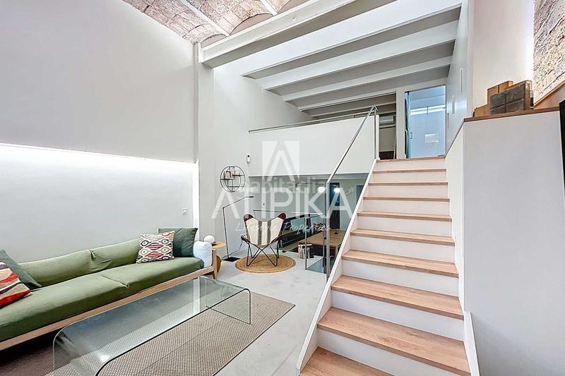 Foto 03e44880-5c70-4b6a-bec8-023e56b439bc. Affitto duplex in El Poble Sec - Parc de Montjuïc Barcelona