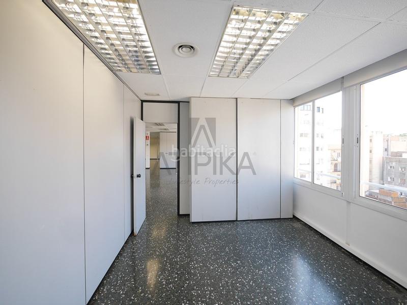 Foto fffddfe7-5dab-46cb-8e62-9719c86fa837. Affitto ufficio in Barri de les Corts Barcelona
