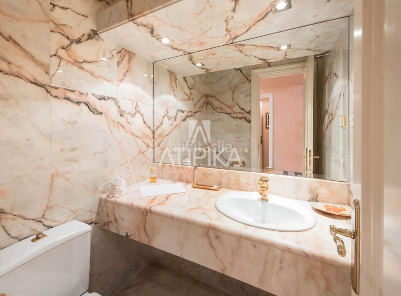 Foto 0bd02678-99b5-4757-be01-b34808aa8757. Casa con riscaldamento parcheggio piscina in Pedralbes Barcelona