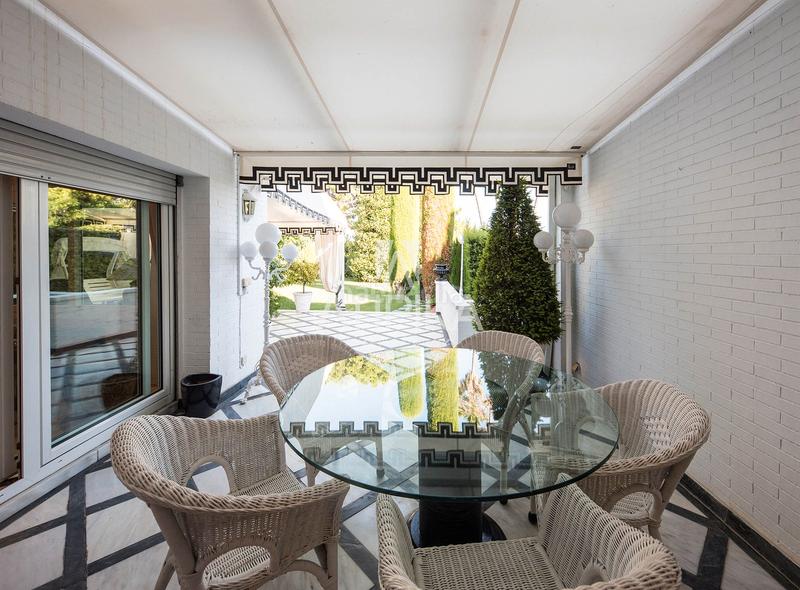 Foto 1d92ccb2-cdbf-46be-af13-568d5c1aa0a2. Casa con riscaldamento parcheggio piscina in Pedralbes Barcelona