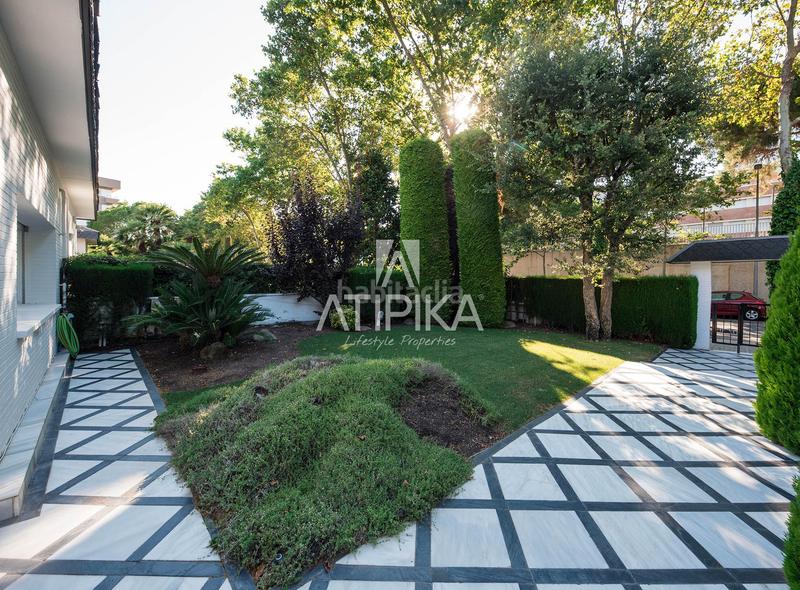 Foto 1e4fc24d-8fa6-47b2-8974-905738b00614. Casa con riscaldamento parcheggio piscina in Pedralbes Barcelona