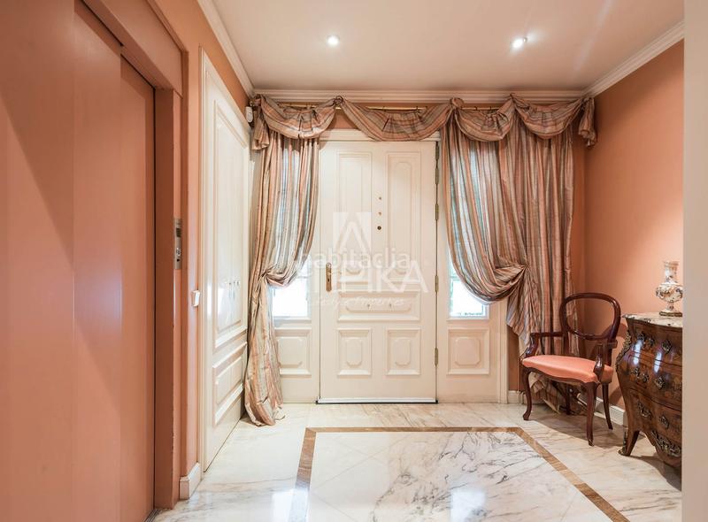 Foto 23cb9471-1465-40c7-a17f-37cbcf755968. Casa con riscaldamento parcheggio piscina in Pedralbes Barcelona