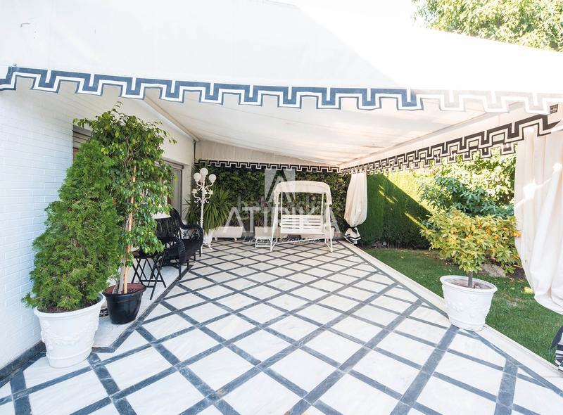 Foto 50cccd9a-5e29-467d-a6fa-8758dc97a703. Casa con riscaldamento parcheggio piscina in Pedralbes Barcelona