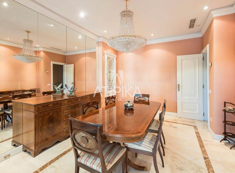 Foto 8361b1cd-93b1-4c88-b18c-c9d0d6d43298. Casa con riscaldamento parcheggio piscina in Pedralbes Barcelona