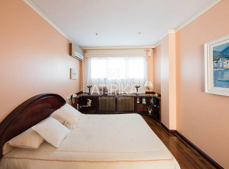 Foto 85292660-577d-489e-8912-7a95bb870ae4. Casa con riscaldamento parcheggio piscina in Pedralbes Barcelona