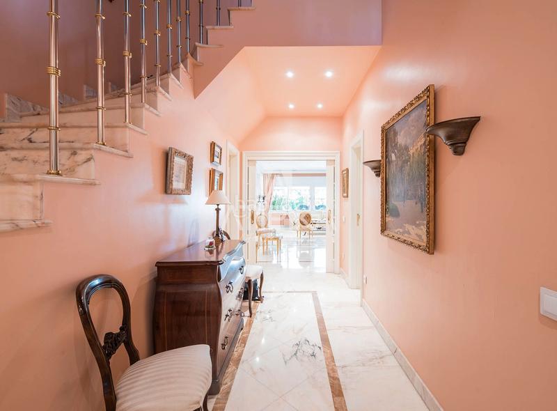 Foto b3087823-dae0-45b8-962b-d6e2a3d42343. Casa con riscaldamento parcheggio piscina in Pedralbes Barcelona