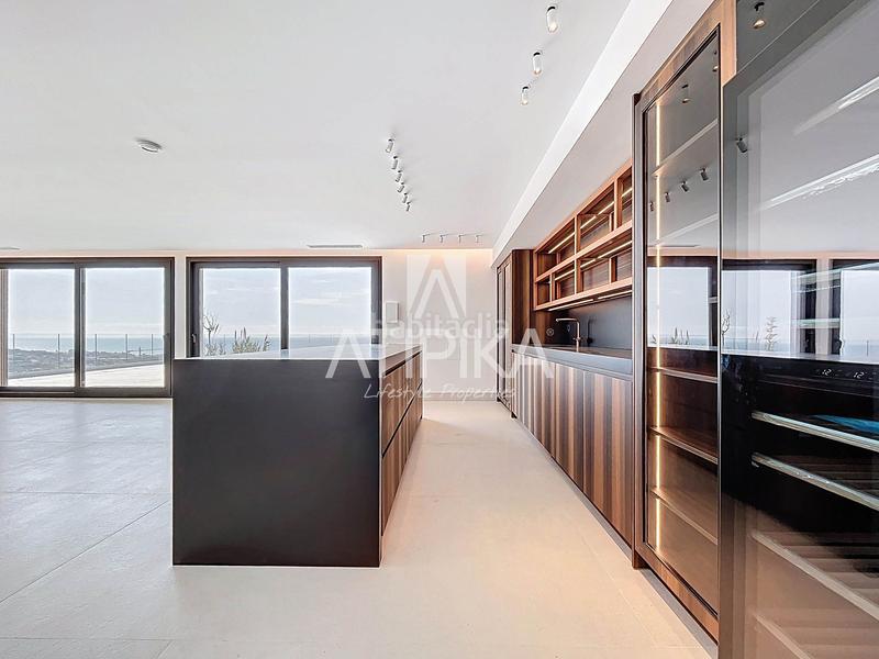 Foto e278c8ec-70a2-4acf-9b7d-6a794da995a7. Affitto casa con riscaldamento parcheggio piscina in Castelldefels