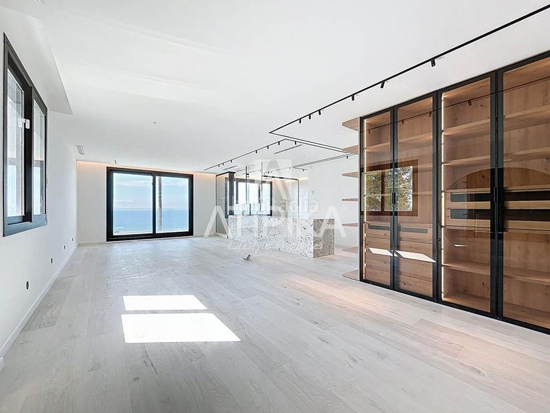 Foto 26ea4183-ef0a-41bd-81f3-66c9a791582d. Alquiler casa  en alquiler con vistas impresionantes de alto standing en Castelldefels