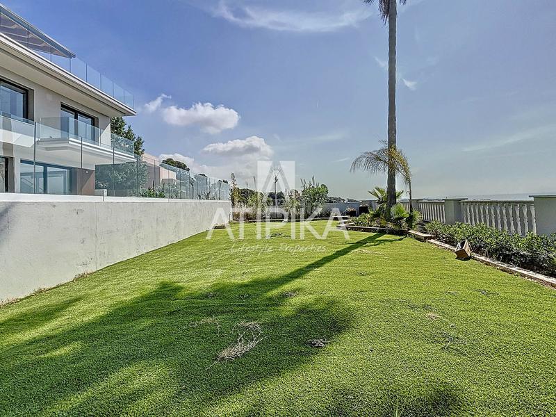 Foto f1004ef9-3ce5-4276-9beb-3bd1a41a3258. Alquiler casa  en alquiler con vistas impresionantes de alto standing en Castelldefels