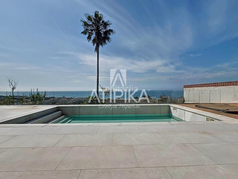 Foto ee08760d-4659-4165-9756-d0a66f67f65b. Lloguer casa amb calefacció aparcament piscina a Castelldefels