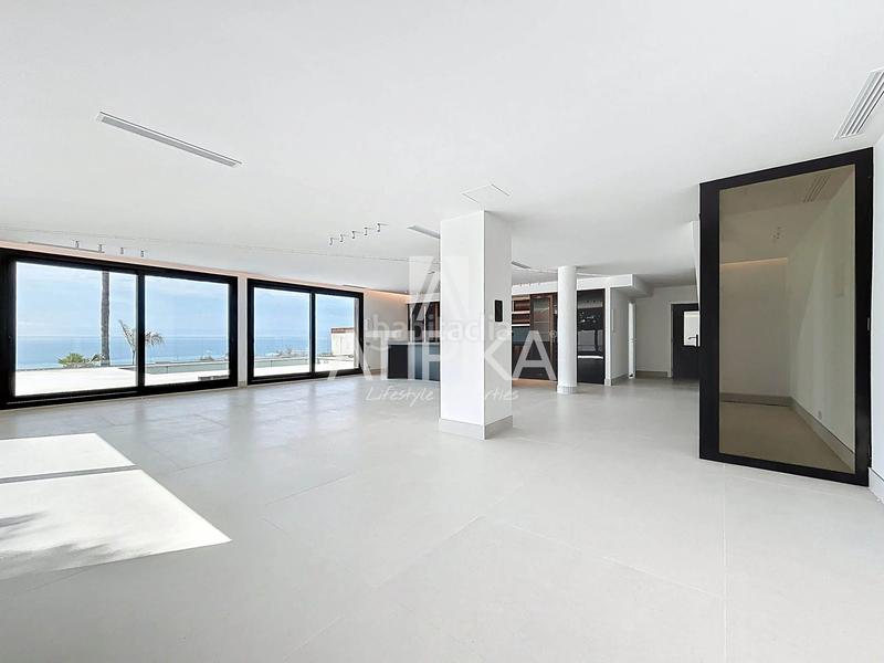 Foto 679d0192-03d8-4f8b-88da-49138a866899. Location maison avec chauffage parking piscine dans Castelldefels