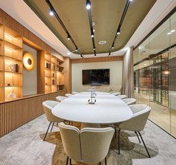 Alquiler Oficina en Barri de les Corts. Oficina privada en coworking en avinguda diagonal  190m construi