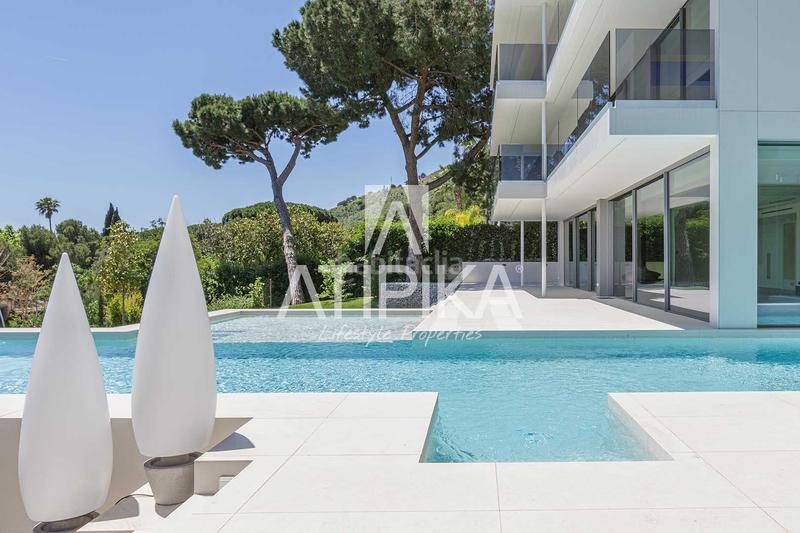 Foto 8c94d2f3-b443-4186-9a21-955954edd094. Maison avec chauffage parking piscine dans Pedralbes Barcelona