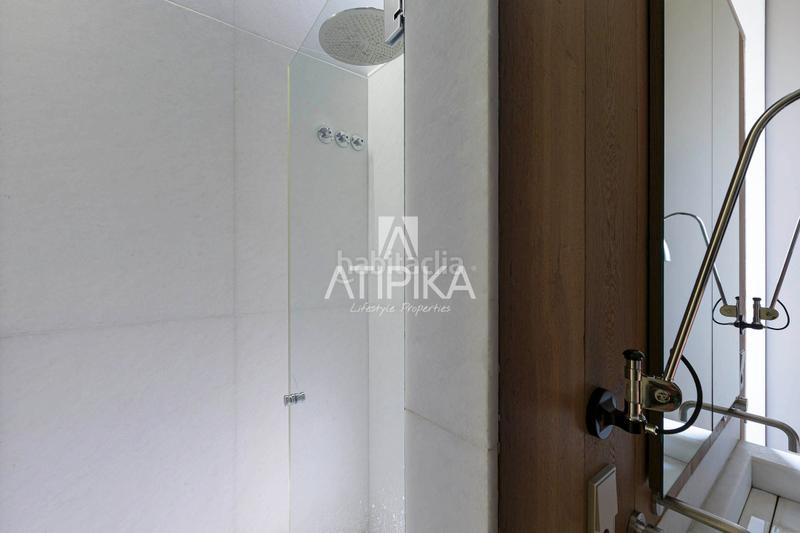 Foto 04a59be3-d893-4ebf-bc3c-d4ff355d786c. Piso elegante piso en venta de 4 habitaciones en el corazón de passeig de gràcia en Barcelona