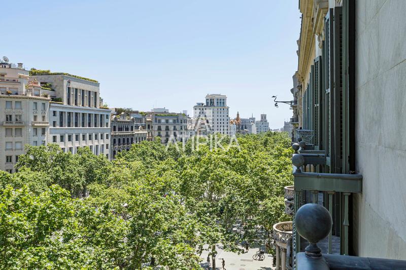 Foto 08d12013-e5b5-4c93-b895-452757868697. Piso elegante piso en venta de 4 habitaciones en el corazón de passeig de gràcia en Barcelona