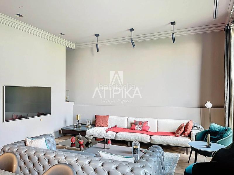 Foto 0d9c564a-f118-46d4-8ab0-993a7d1a9c13. Piso elegante piso en venta de 4 habitaciones en el corazón de passeig de gràcia en Barcelona