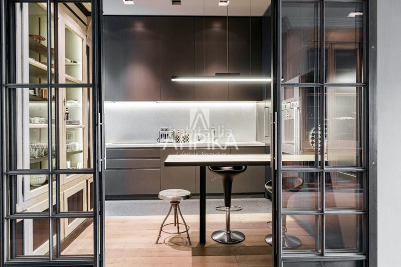 Foto 39fb69ec-cebf-464c-b3c3-4e7c81152dc2. Piso elegante piso en venta de 4 habitaciones en el corazón de passeig de gràcia en Barcelona