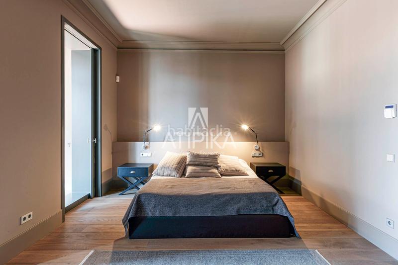 Foto 3d07a6ea-ca82-4e08-87ef-81ccc7744aee. Piso elegante piso en venta de 4 habitaciones en el corazón de passeig de gràcia en Barcelona