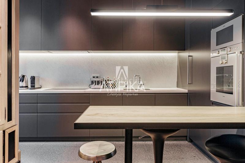 Foto 429e08e8-d835-4fd1-89b7-b6cc2a7cfc9b. Piso elegante piso en venta de 4 habitaciones en el corazón de passeig de gràcia en Barcelona