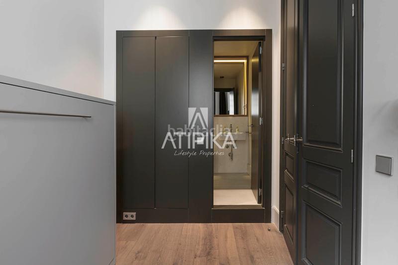 Foto 44c85957-2ac8-4015-8b36-67e53f5c8d93. Piso elegante piso en venta de 4 habitaciones en el corazón de passeig de gràcia en Barcelona