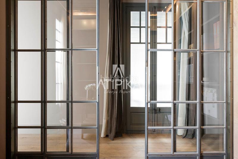 Foto 61360bde-42ef-4366-af05-5ab68298b1a5. Piso elegante piso en venta de 4 habitaciones en el corazón de passeig de gràcia en Barcelona