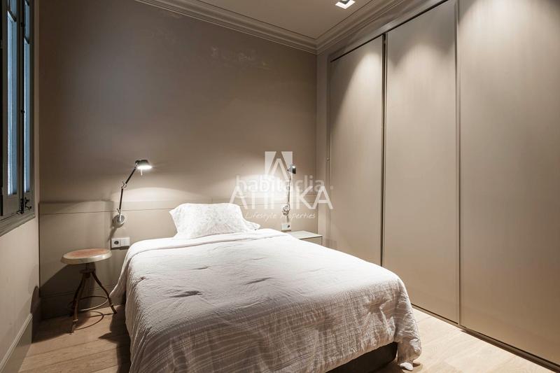 Foto ebffc0ef-964f-4492-ac65-759457703d55. Piso elegante piso en venta de 4 habitaciones en el corazón de passeig de gràcia en Barcelona